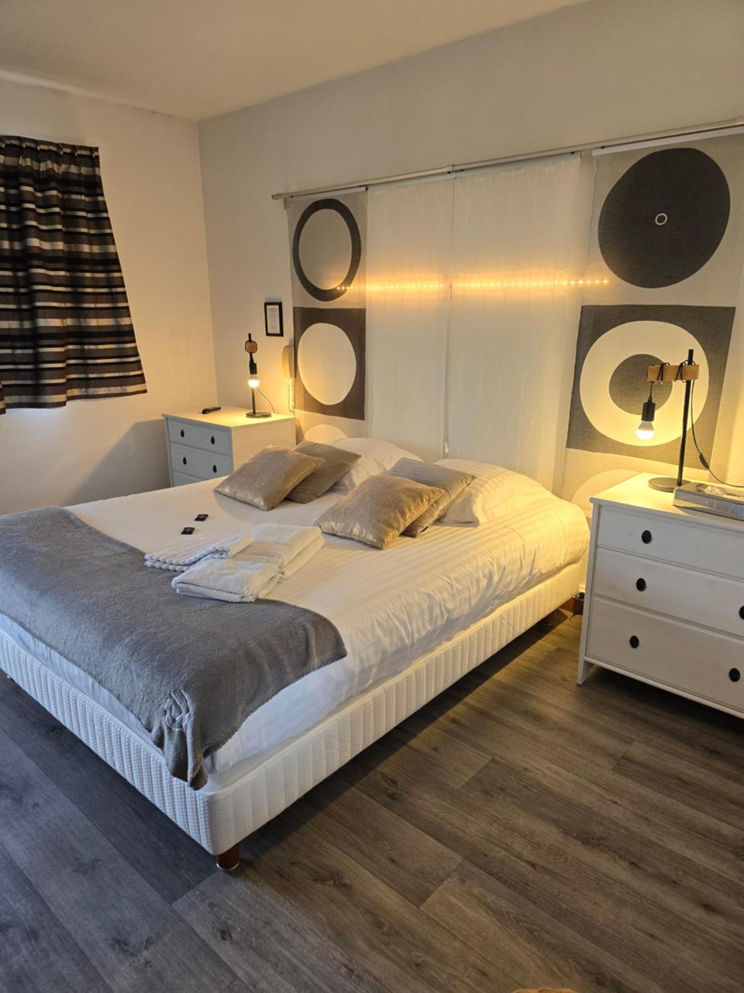 Hotel L'Ideal Le Mountbatten Arromanches-les-Bains Eksteriør bilde