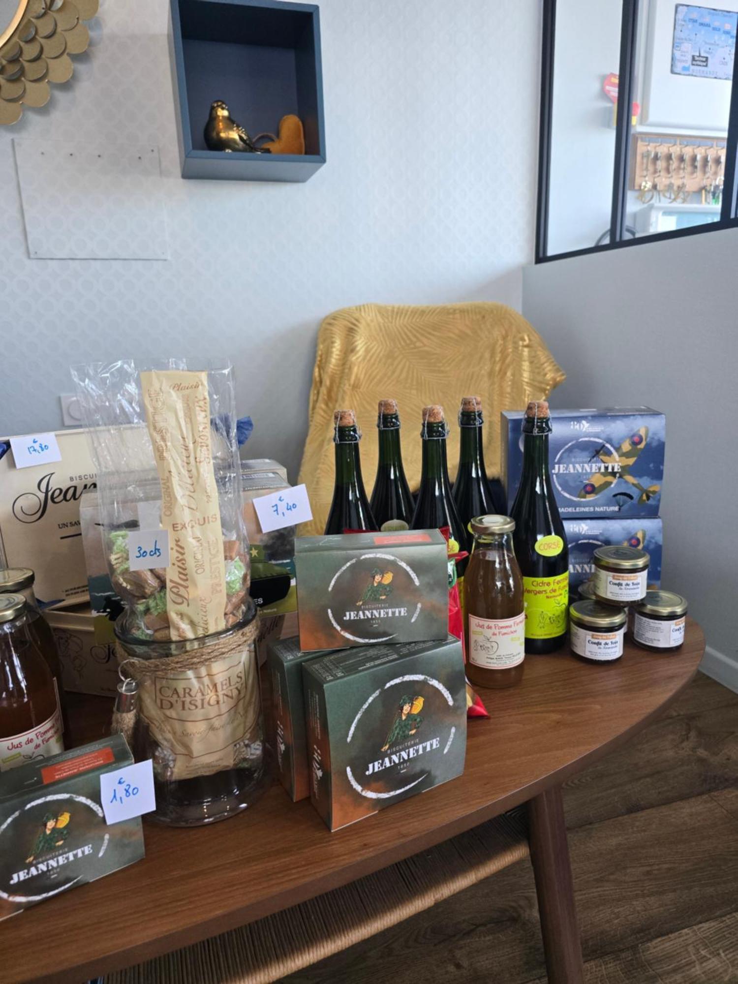 Hotel L'Ideal Le Mountbatten Arromanches-les-Bains Eksteriør bilde