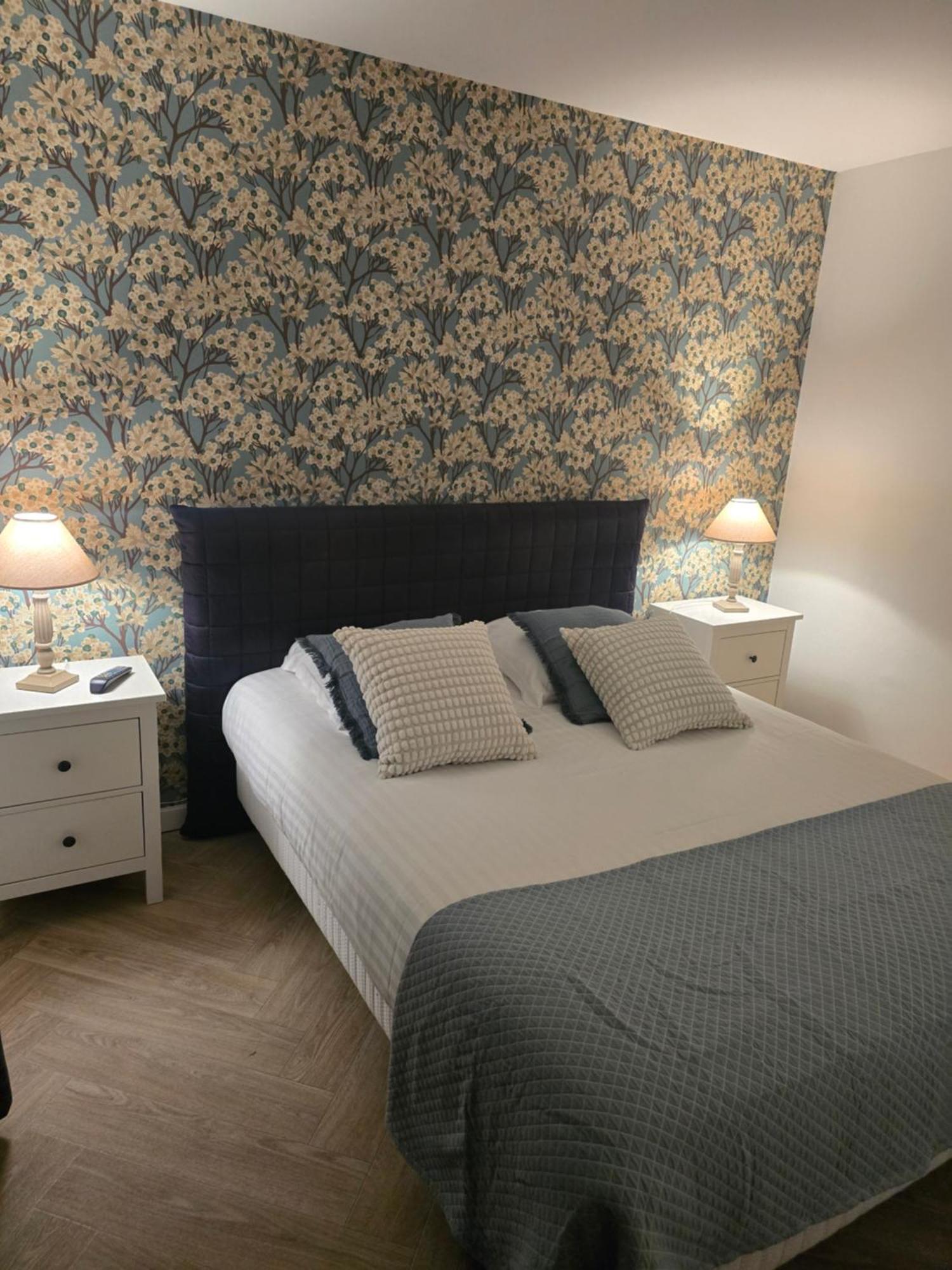 Hotel L'Ideal Le Mountbatten Arromanches-les-Bains Eksteriør bilde