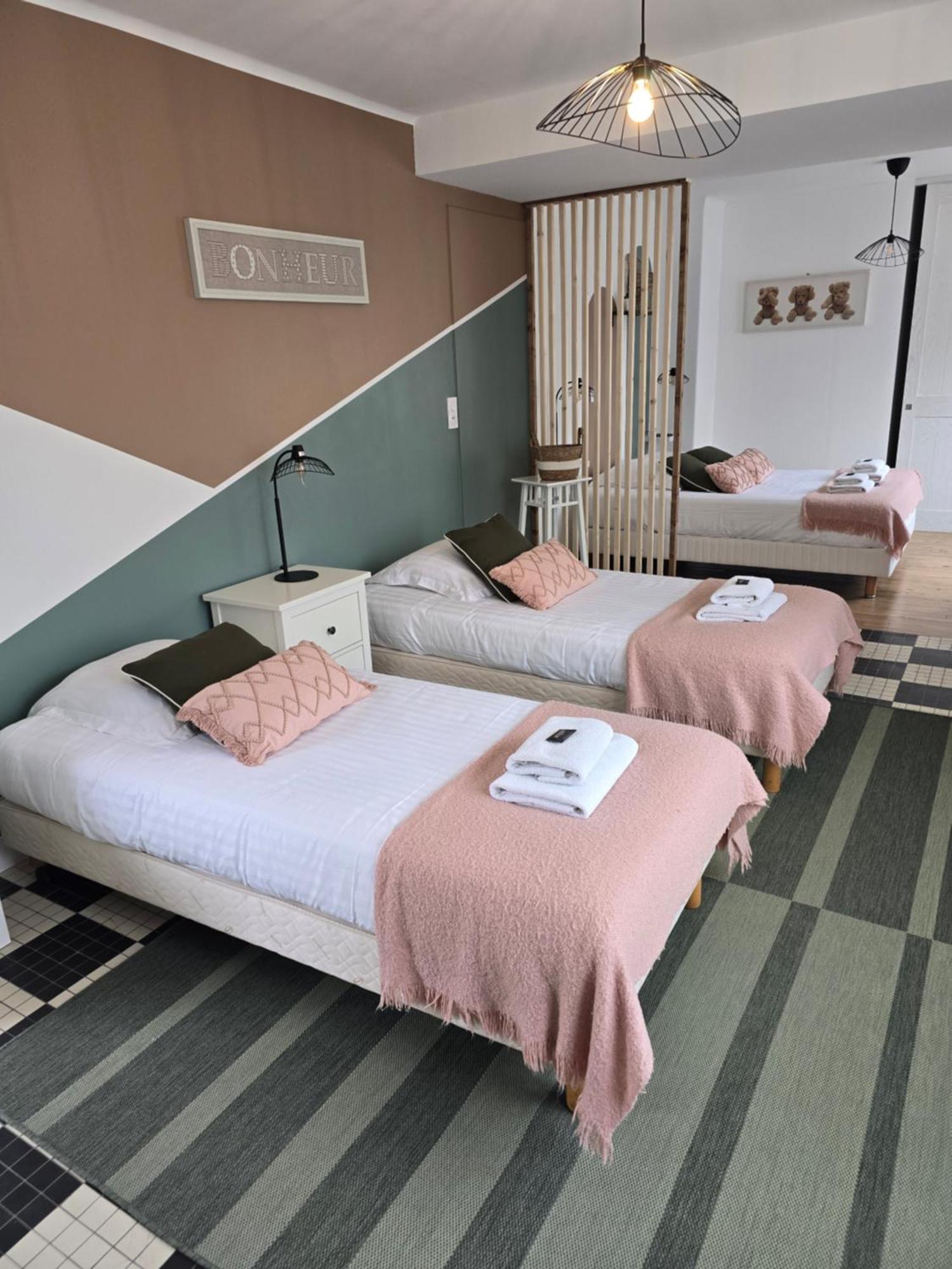 Hotel L'Ideal Le Mountbatten Arromanches-les-Bains Eksteriør bilde