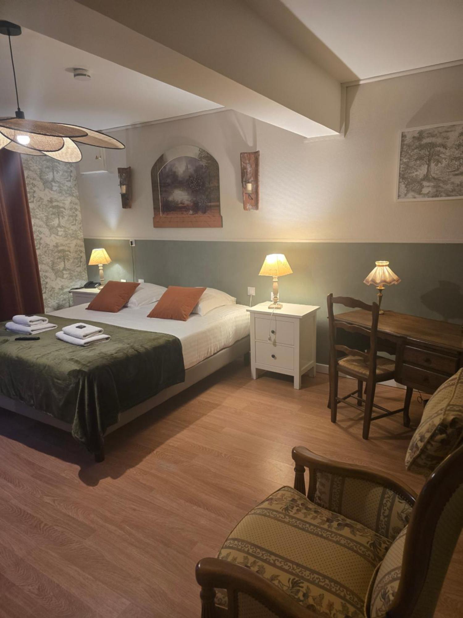 Hotel L'Ideal Le Mountbatten Arromanches-les-Bains Eksteriør bilde