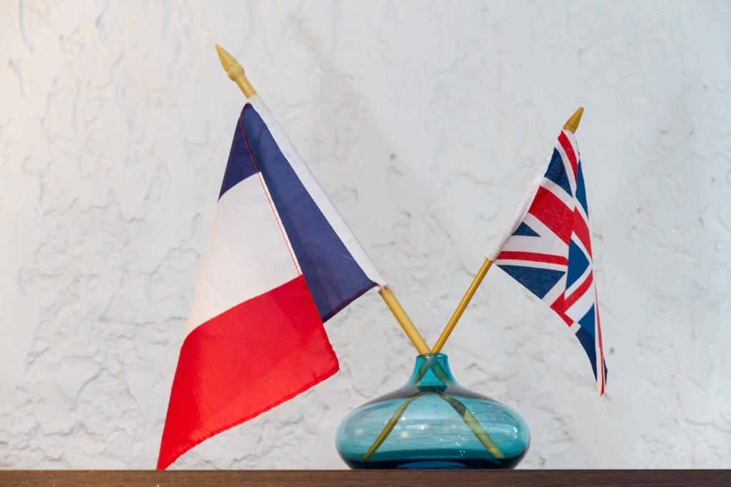 Hotel L'Ideal Le Mountbatten Arromanches-les-Bains Eksteriør bilde