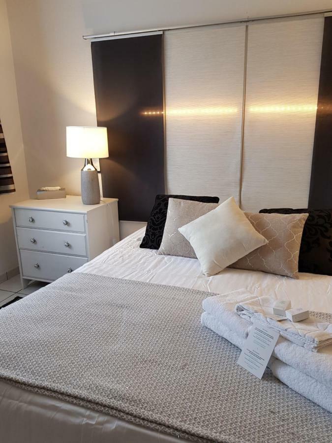 Hotel L'Ideal Le Mountbatten Arromanches-les-Bains Eksteriør bilde